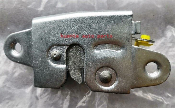 2004-2011 Toyota Hilux / Vigo Tail Gate Lock 65790-0K010 LH / 65780-0K010 RH